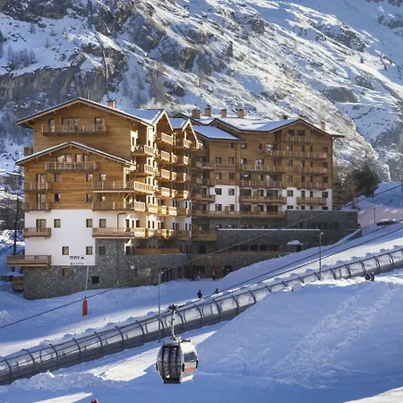 Alpine Stay W Spa Views Apartment *